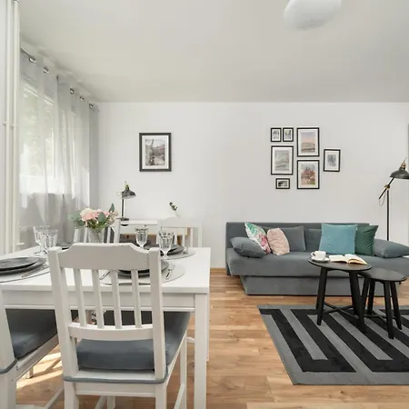 W Centrum Wroclawia Tuz Przy Rynku Z Biurkiem Do Pracy Zdalnej By Renters Apartmán Vratislav